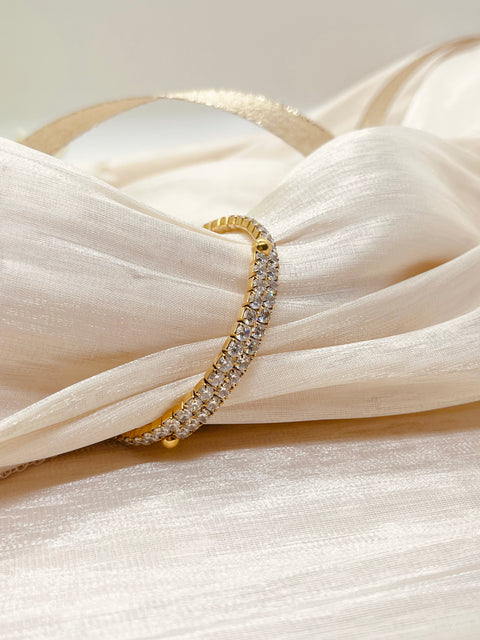 Bracelet Enneigé (Snow-Kissed Bracelet)